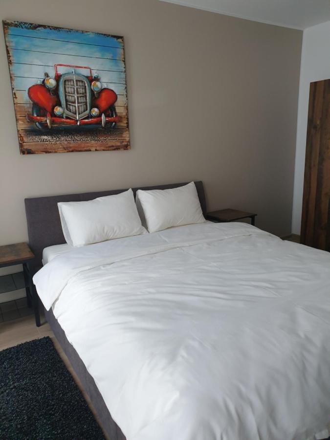 Апартаменты Qualis Apartament2 Брашов Экстерьер фото