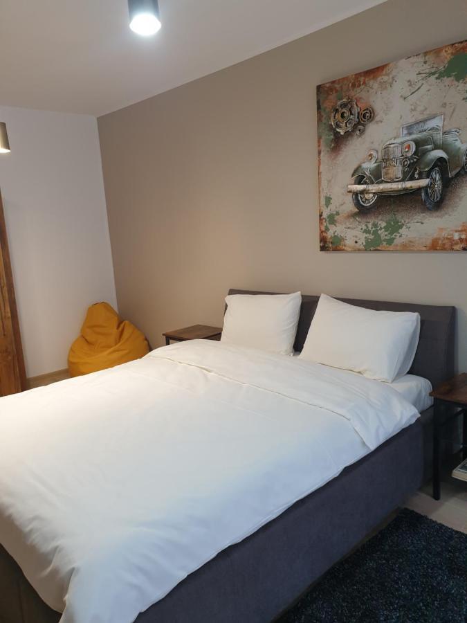 Апартаменты Qualis Apartament2 Брашов Экстерьер фото